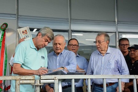 Expofeira 1.800 embriões de bovinos e caprinos de alta qualidade genética serão doados a pequenos produtores