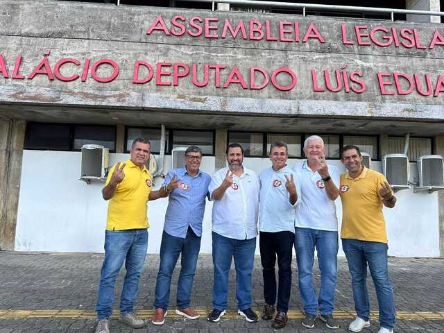 Hugo Nogueira desiste de candidatura e declara apoio a Val de Dezinho para prefeito Santo Estêvão