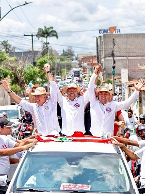 Zé Neto realiza carreata com governador Jerônimo Rodrigues em Feira de Santana